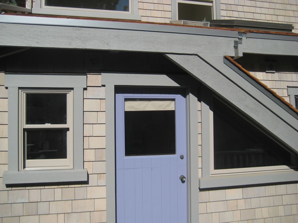 Roof and Siding Contractor Greater Victoria