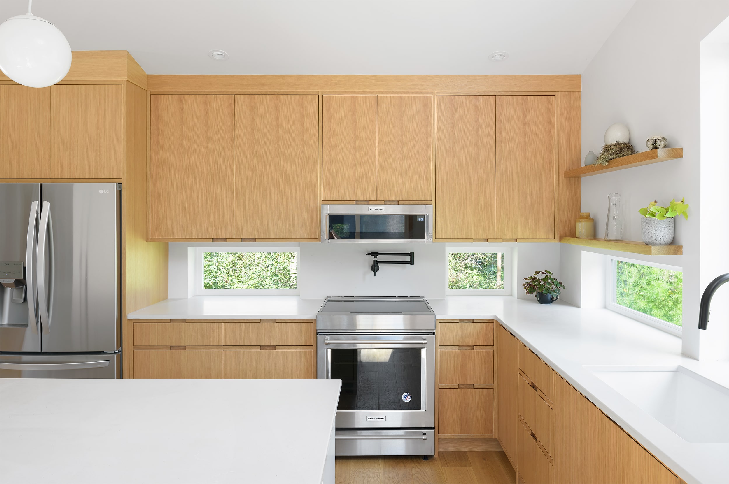 Featured Kitchen Renovation - BFS Construction, Greater Victoria
